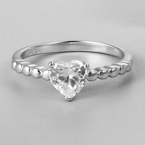 925 Sterling Silver Heart Shape Zircon Ring