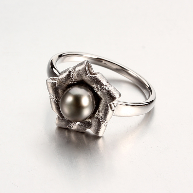 925 Sterling Silver Flower Tahitian Black Pearl Ring