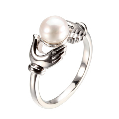 925 Sterling Silver Claddagh Hands Pearl Ring
