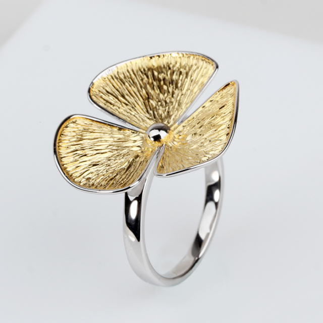 925 Sterling Silver Two-Tone Hammer Flower Ring