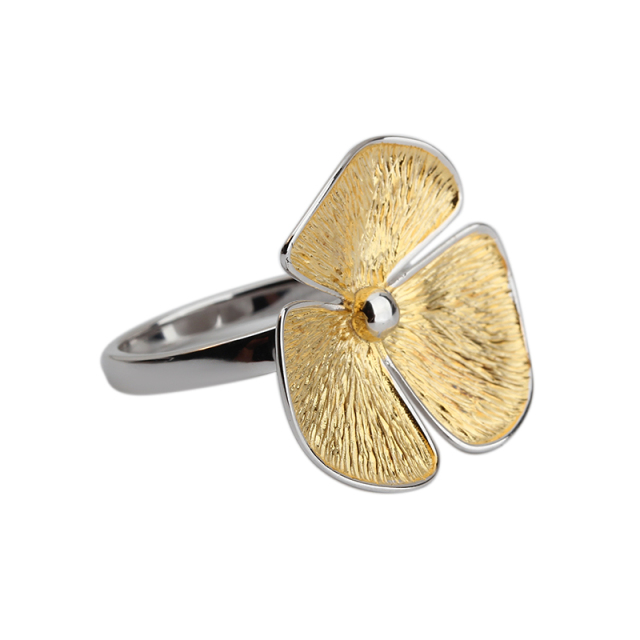 925 Sterling Silver Two-Tone Hammer Flower Ring