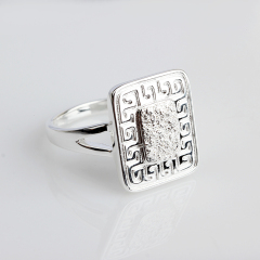 925 Sterling Silver Ring Jewelry With Pattern On The Head