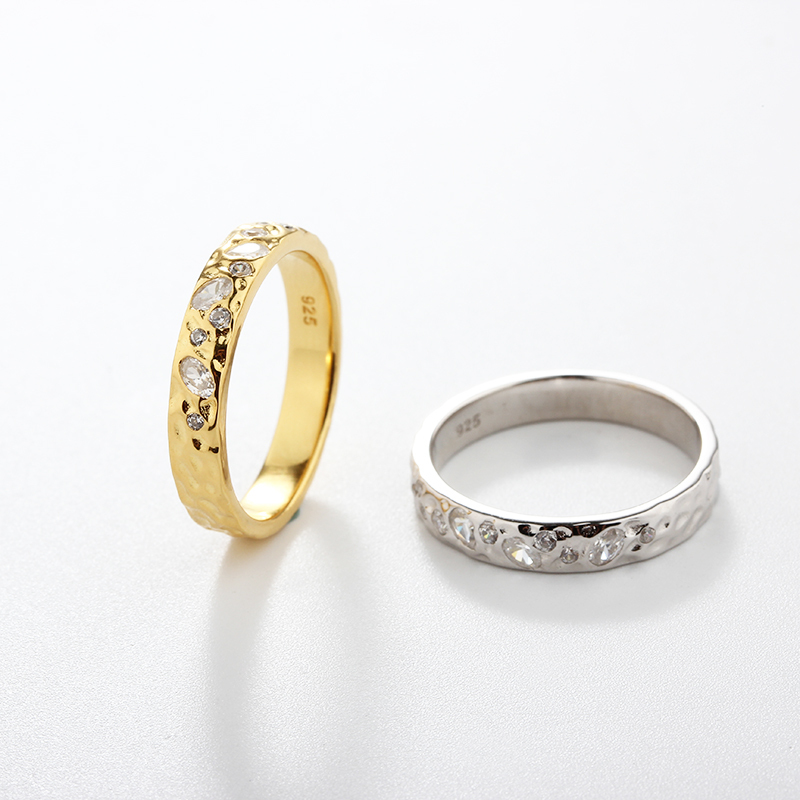 925 Sterling Silver Hammered Mixed-Cut CZ Ring