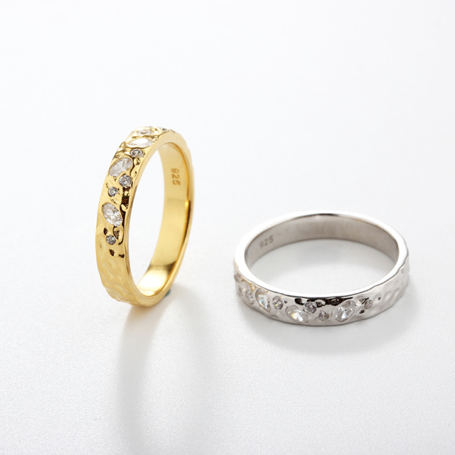 925 Sterling Silver Hammered Mixed-Cut CZ Ring