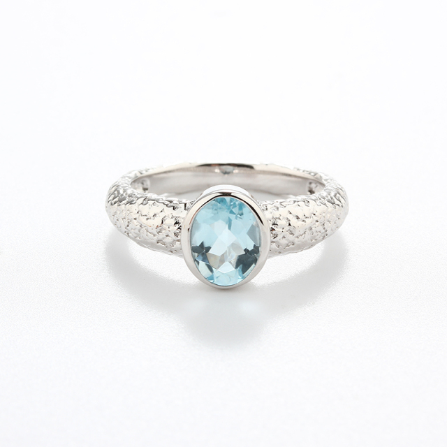 925 Sterling Silver Hammered Oval Gemstone Ring