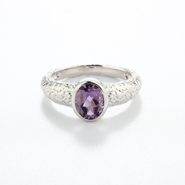 925 Sterling Silver Hammered Oval Gemstone Ring