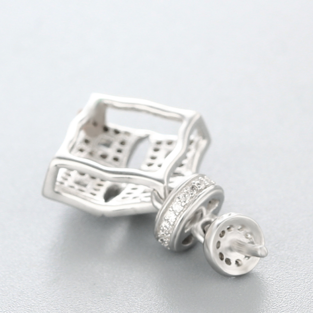 925 Sterling Silver CZ Stone Diamond Shaped Pendant For Pearl