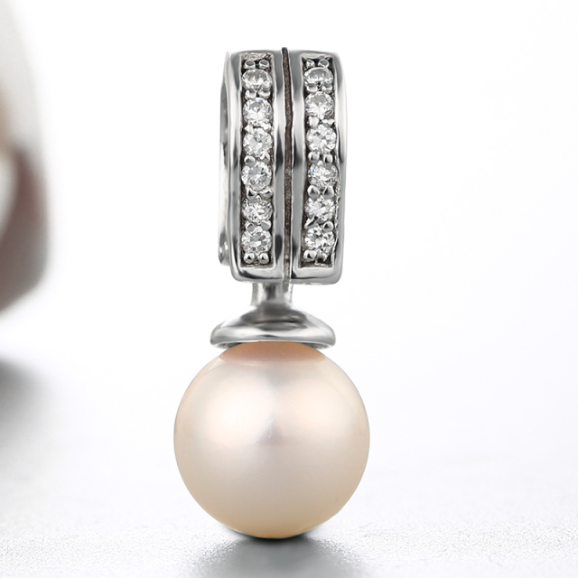 925 Sterling Silver Cubic Zirconia Layered Pendant Pearl Caps