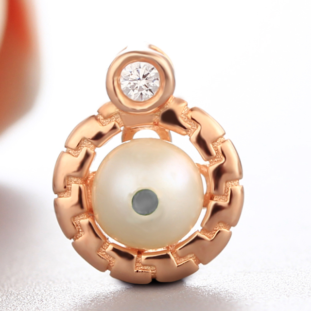 925 Sterling Silver Single Cubic Zirconia Pendant For Pearl