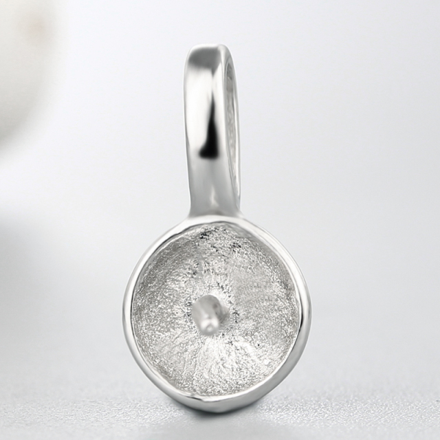 925 Silver Round Cabochon Pendant For Pearl