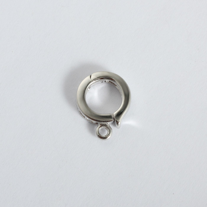 925 Sterling Silver CZ Round Pendant