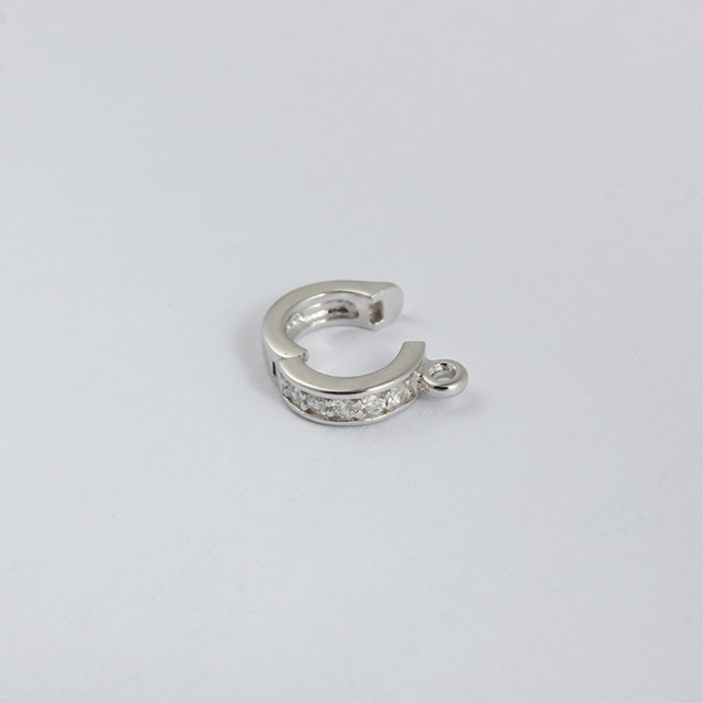 925 Sterling Silver CZ Round Pendant