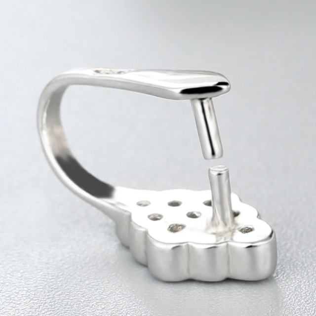 925 Sterling Silver Cubic Zirconia  Diamond Shaped Pendant