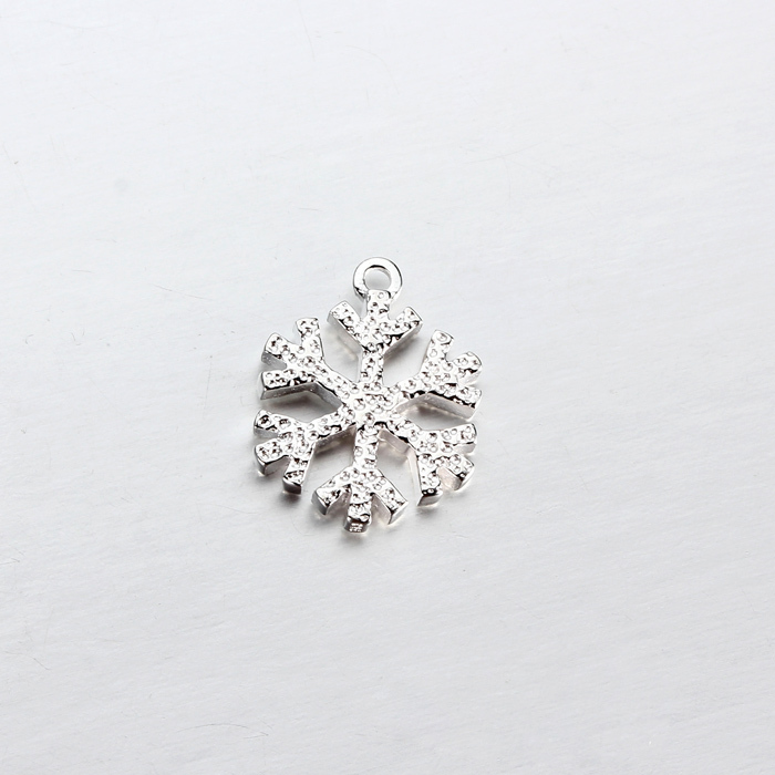 925 Sterling Silver Hammered Snowflake Charms -12mm
