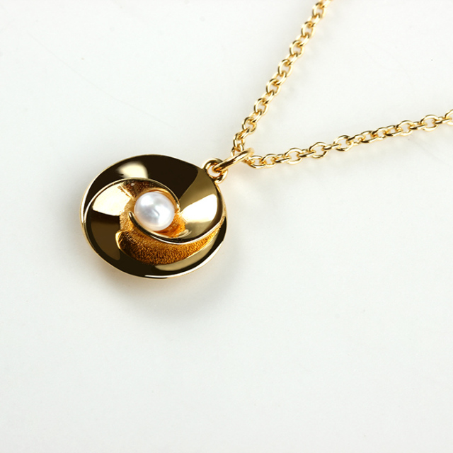 925 Sterling Silver Pearl Flower Charm