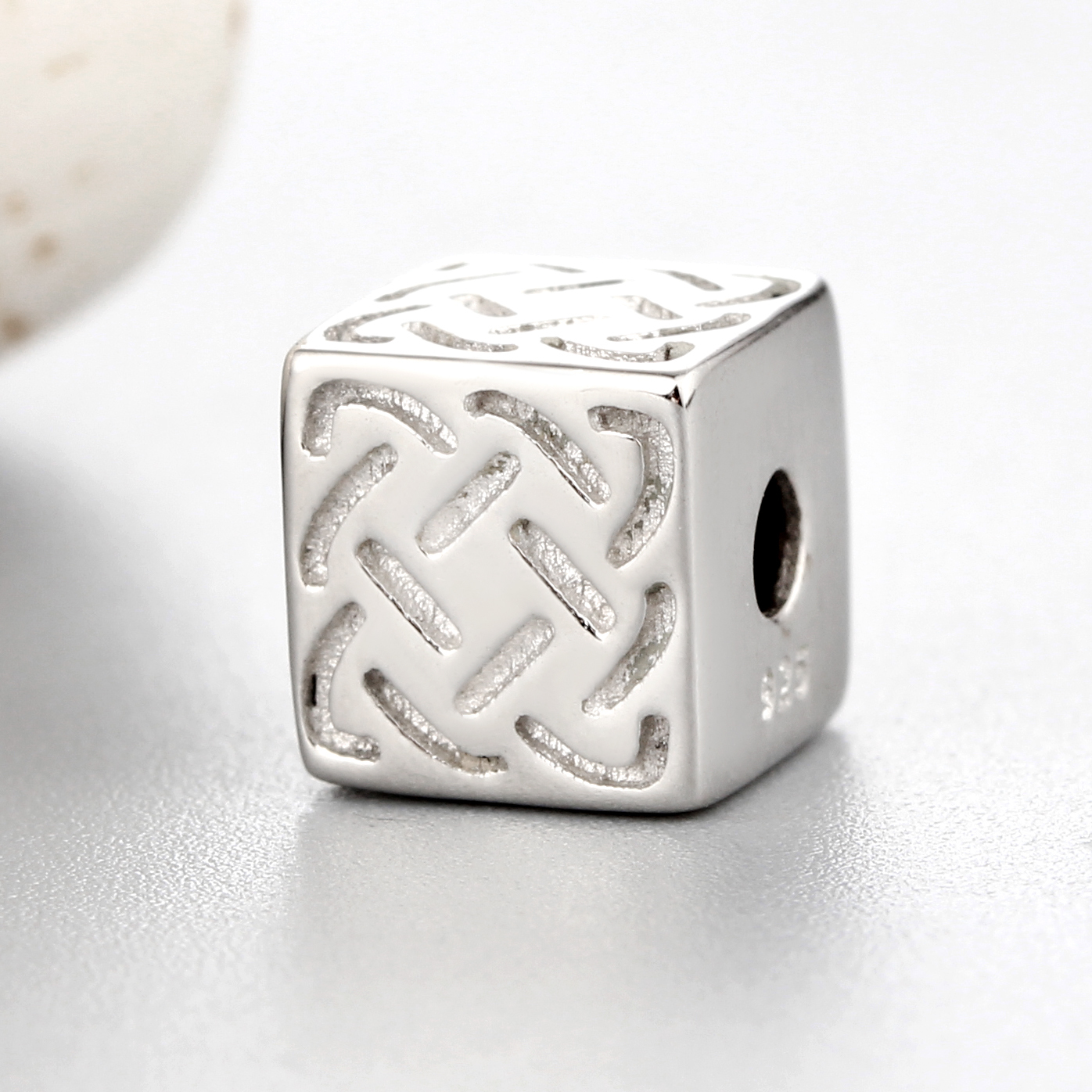 925 Sterling Silver Engraved Pattern Cube Beads