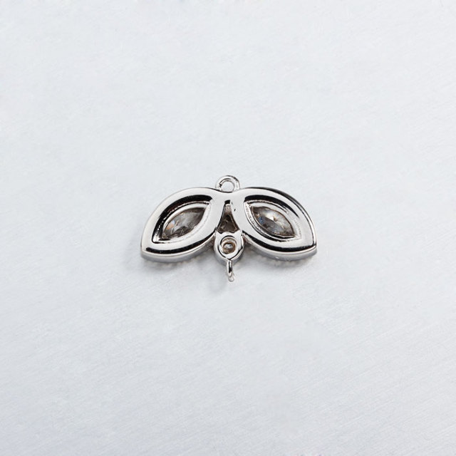 925 Sterling Silver CZ Leaf Charm Connector