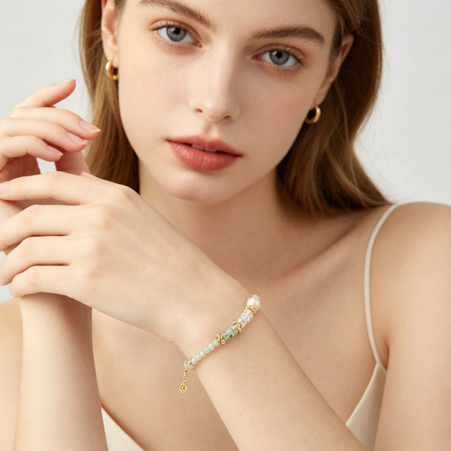 Prehnite,Clear Quartz & Freshwater Pearl Beaded Bracelet