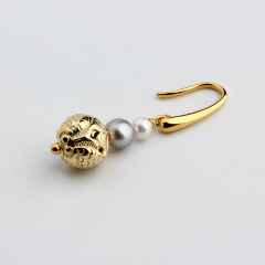 925 sterling silver freshwater pearl with texture bead hook earrings