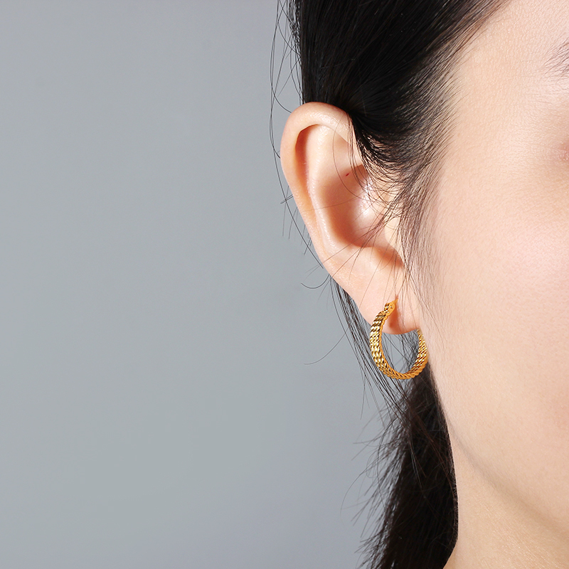 925 Sterling Silver Rope Pattern Hoop Earring