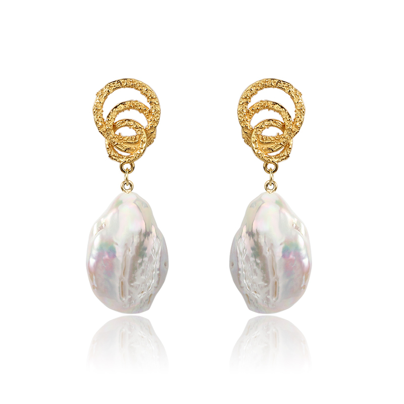 925 Sterling Silver Raised hammered Baroque Pearl Earring Studs