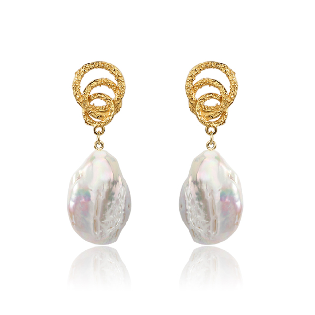 925 Sterling Silver Raised hammered Baroque Pearl Earring Studs