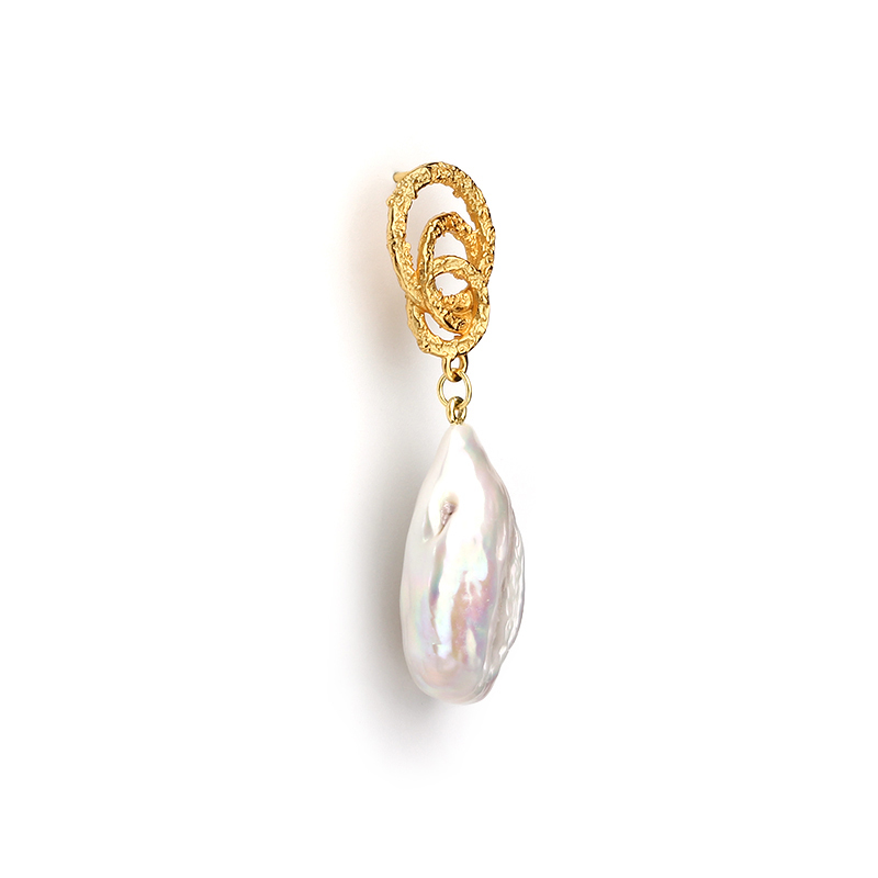 925 Sterling Silver Raised hammered Baroque Pearl Earring Studs