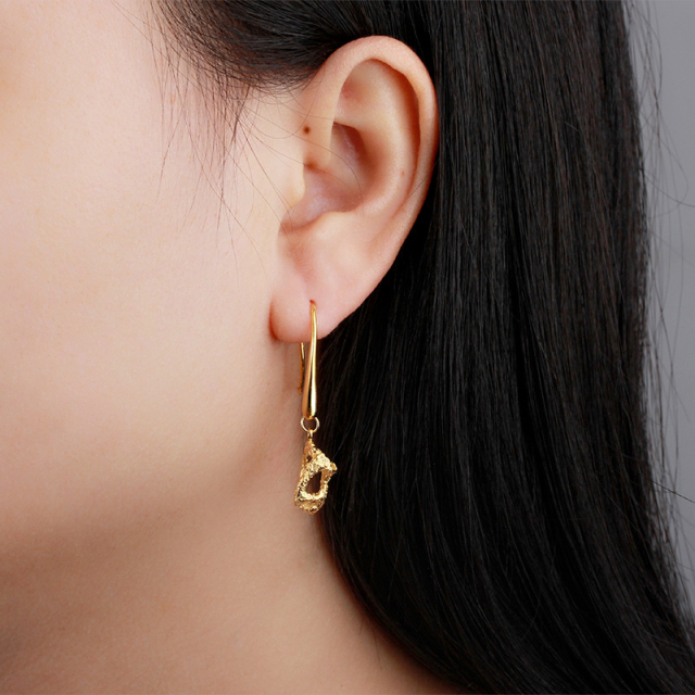 925 Sterling Silver Raised Hammered Earring Hook