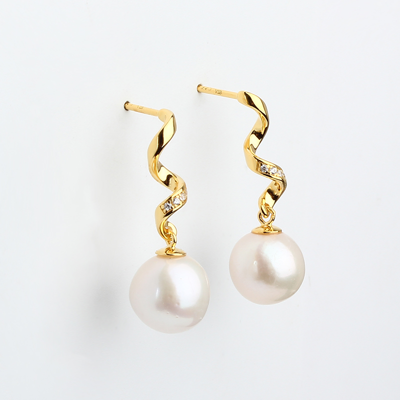 Sterling Silver 925 Twisted Earring with Round Baroque Pearl