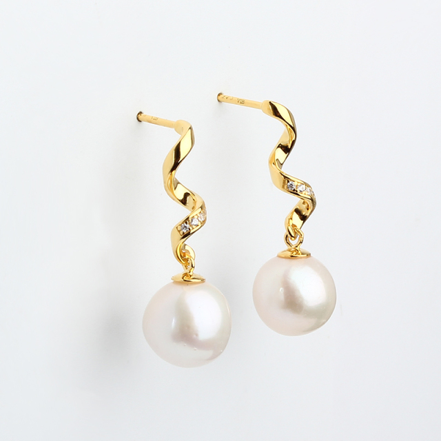Sterling Silver 925 Twisted Earring with Round Baroque Pearl