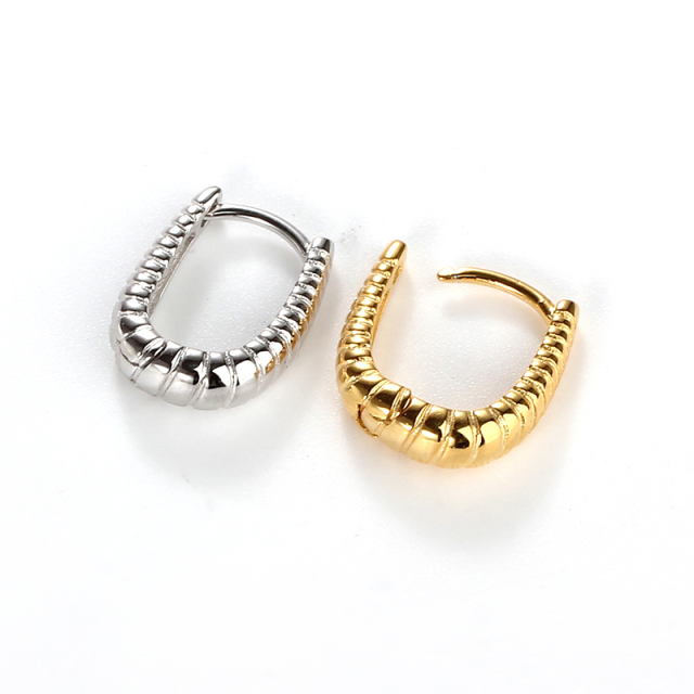Sterling Silver 925 Lines Huggie Earring 2022 New Trend