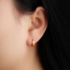 925 Sterling Silver Simple Huggie Earring