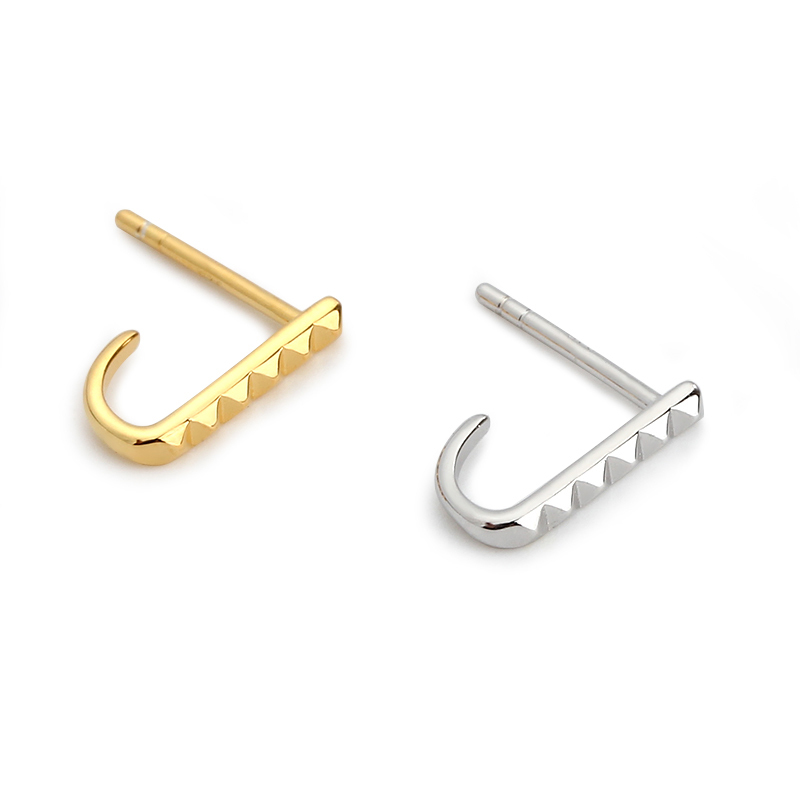 Sterling Silver Diamond Cut Surface Earlobe Stud