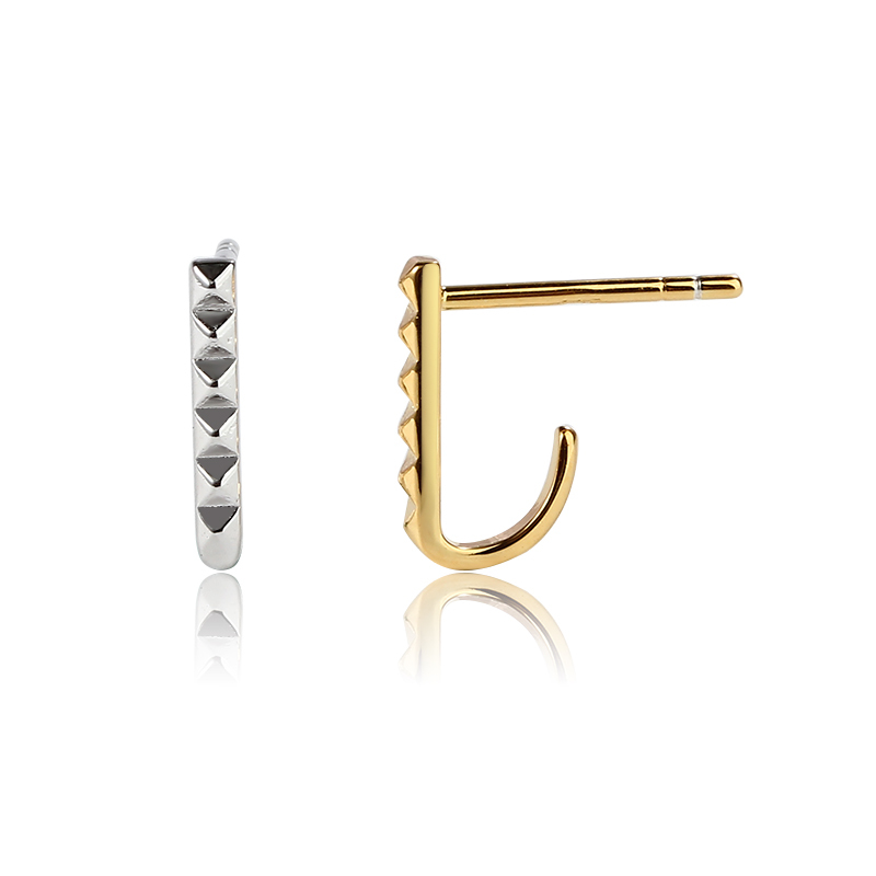 Sterling Silver Diamond Cut Surface Earlobe Stud