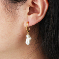 925 Sterling Silver Baroque Pearl Earrings