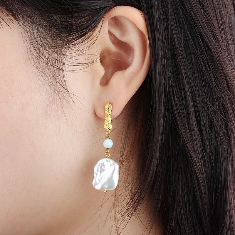 925 Sterling Silver Baroque Pearl Earrings