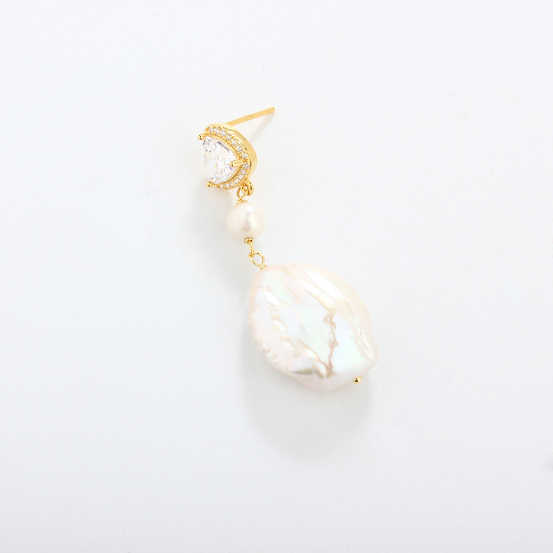 925 Sterling Silver CZ &amp; Baroque Pearl Earring Studs