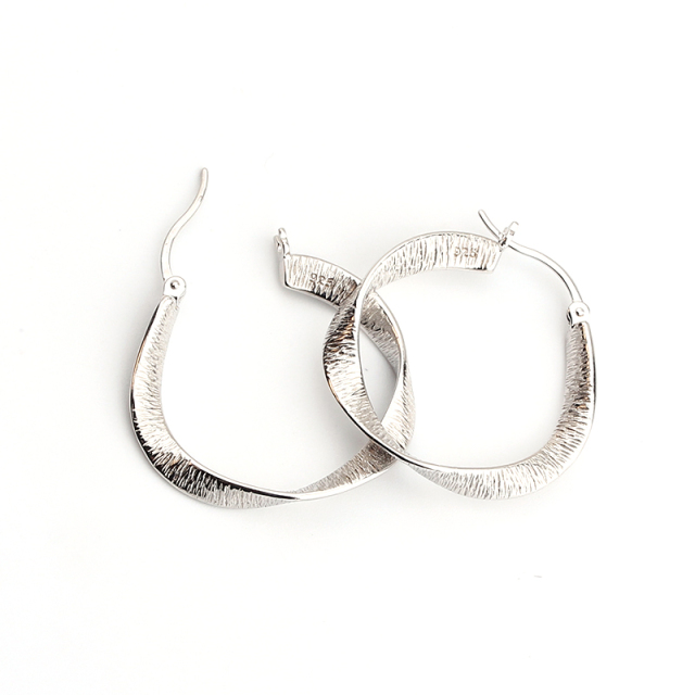 925 Sterling Silver Hammered Twist Huggie Earrings Hoop
