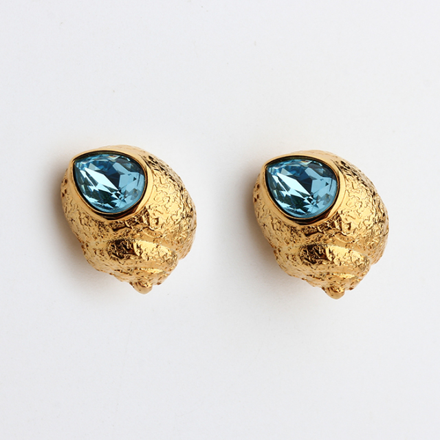 925 Sterling Silver Hammered Winkles Crystal Earring Stud