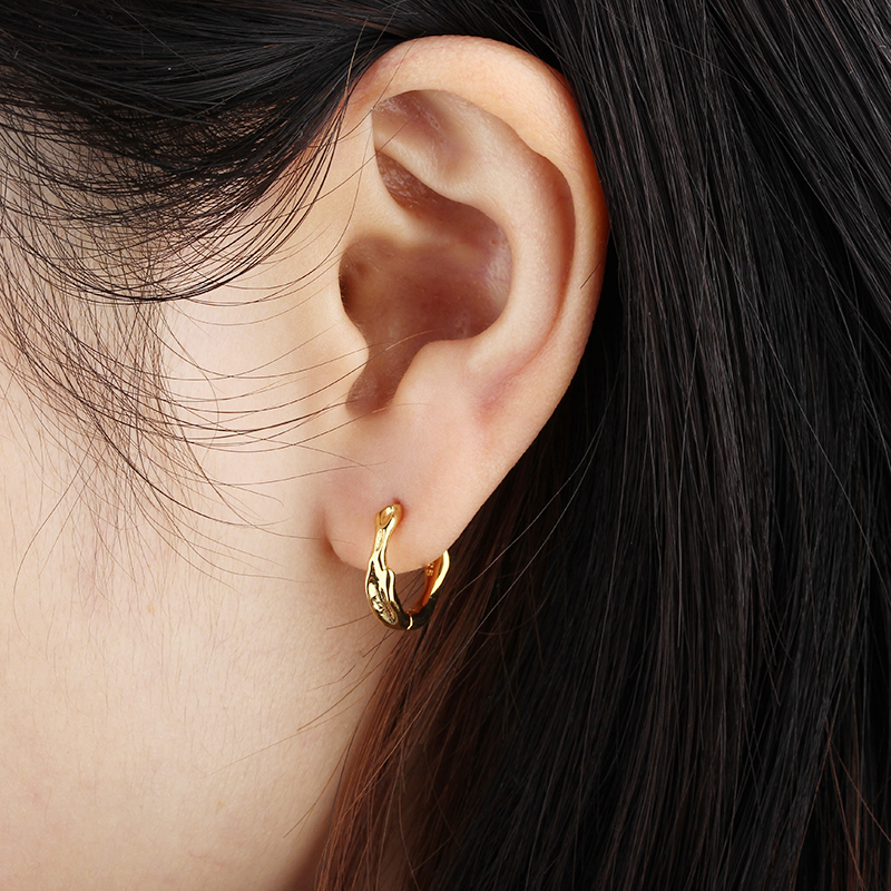 925 Sterling Silver Folded Huggie Earrings