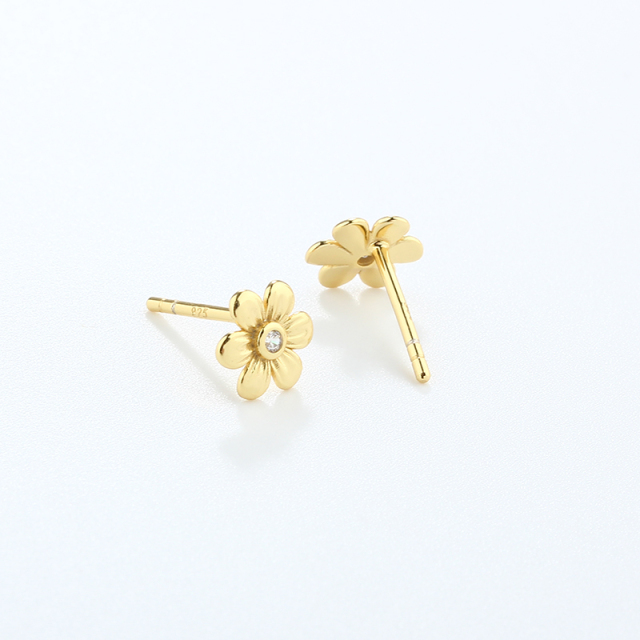 925 Sterling Silver 7mm Flower Earrings Studs