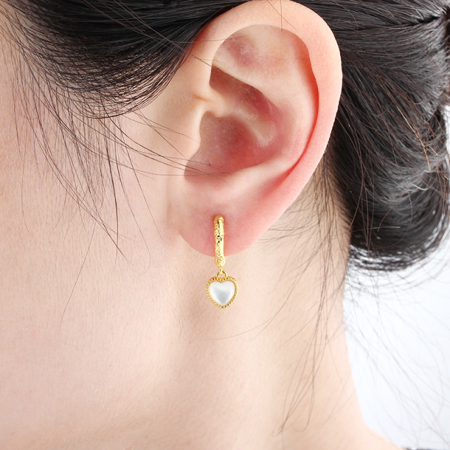 925 Sterling Silver Heart White Mother Pearl Hoop Earrings