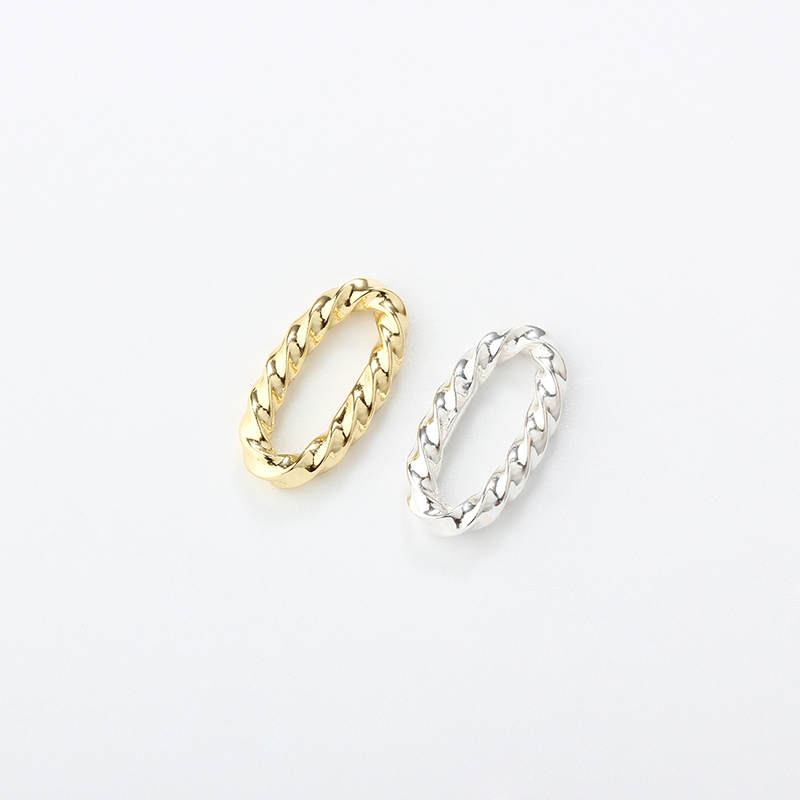 925 Sterling Silver Twisted Oval Link Ring