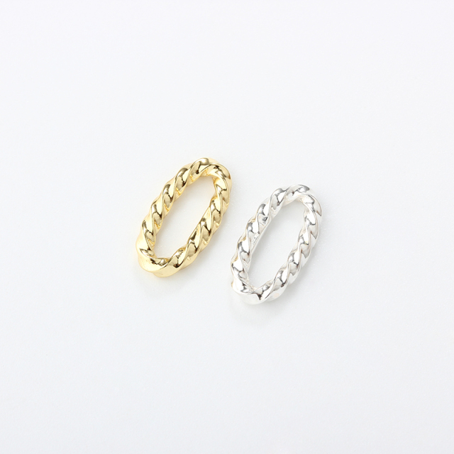925 Sterling Silver Twisted Oval Link Ring