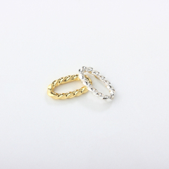 925 Sterling Silver Twisted Oval Link Ring