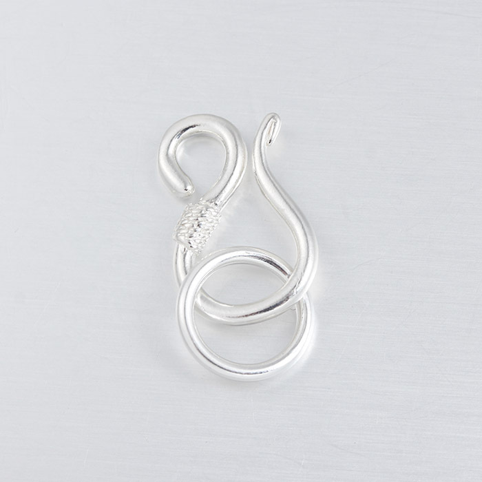 925 Sterling Silver Hook Clasp Findings With Textured Detail
