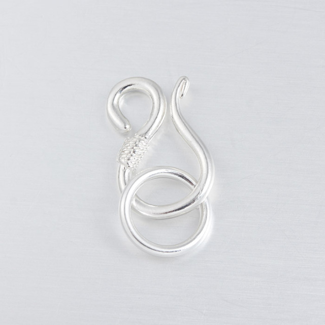 925 Sterling Silver Hook Clasp Findings With Textured Detail