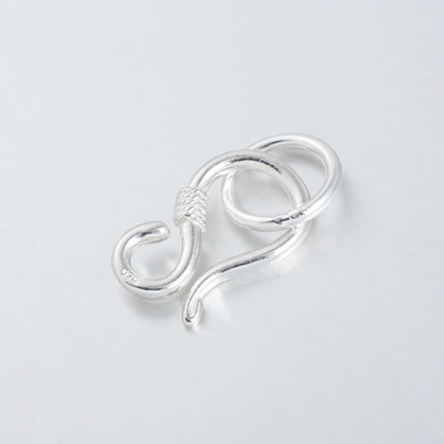 925 Sterling Silver Hook Clasp Findings With Textured Detail