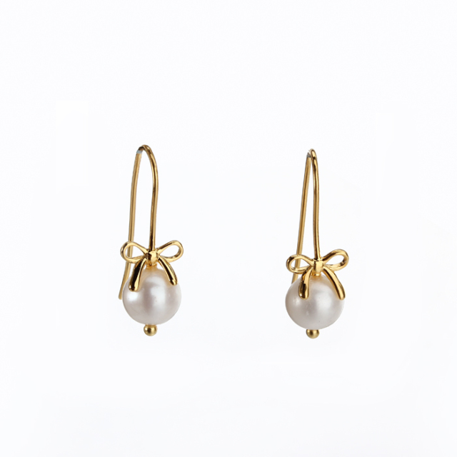 925 Sterling Silver Simple Bow Knot Earring With Fresh Water Pearl
