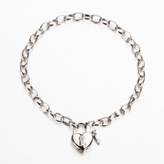 925 Silver Oval Chain Bracelet With Heart Lock Clasp